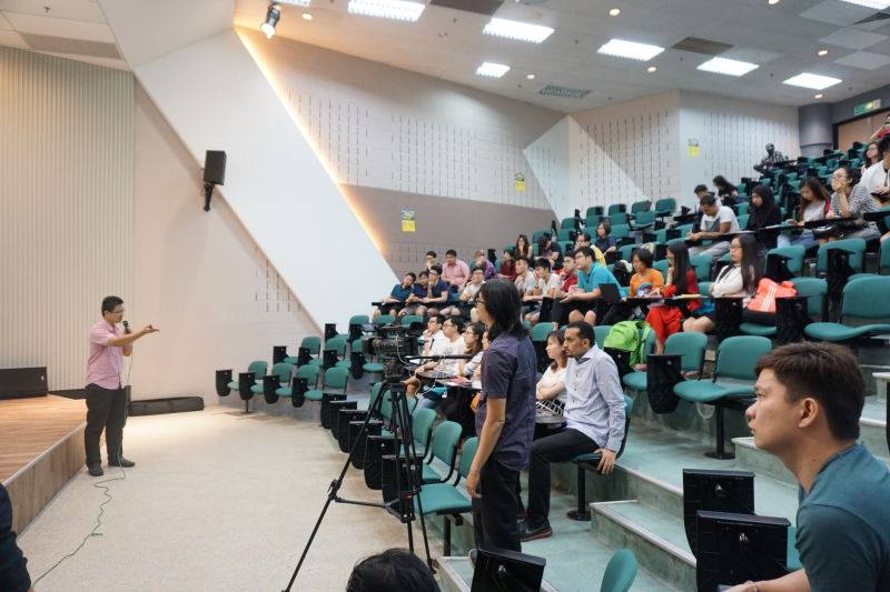 12992195_1199772633375010_1271911789_n